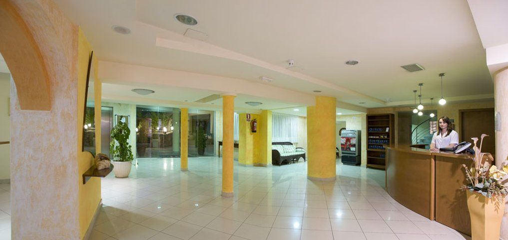 Aparthotel Reco Des Sol Сан-Антонио-Абад Экстерьер фото